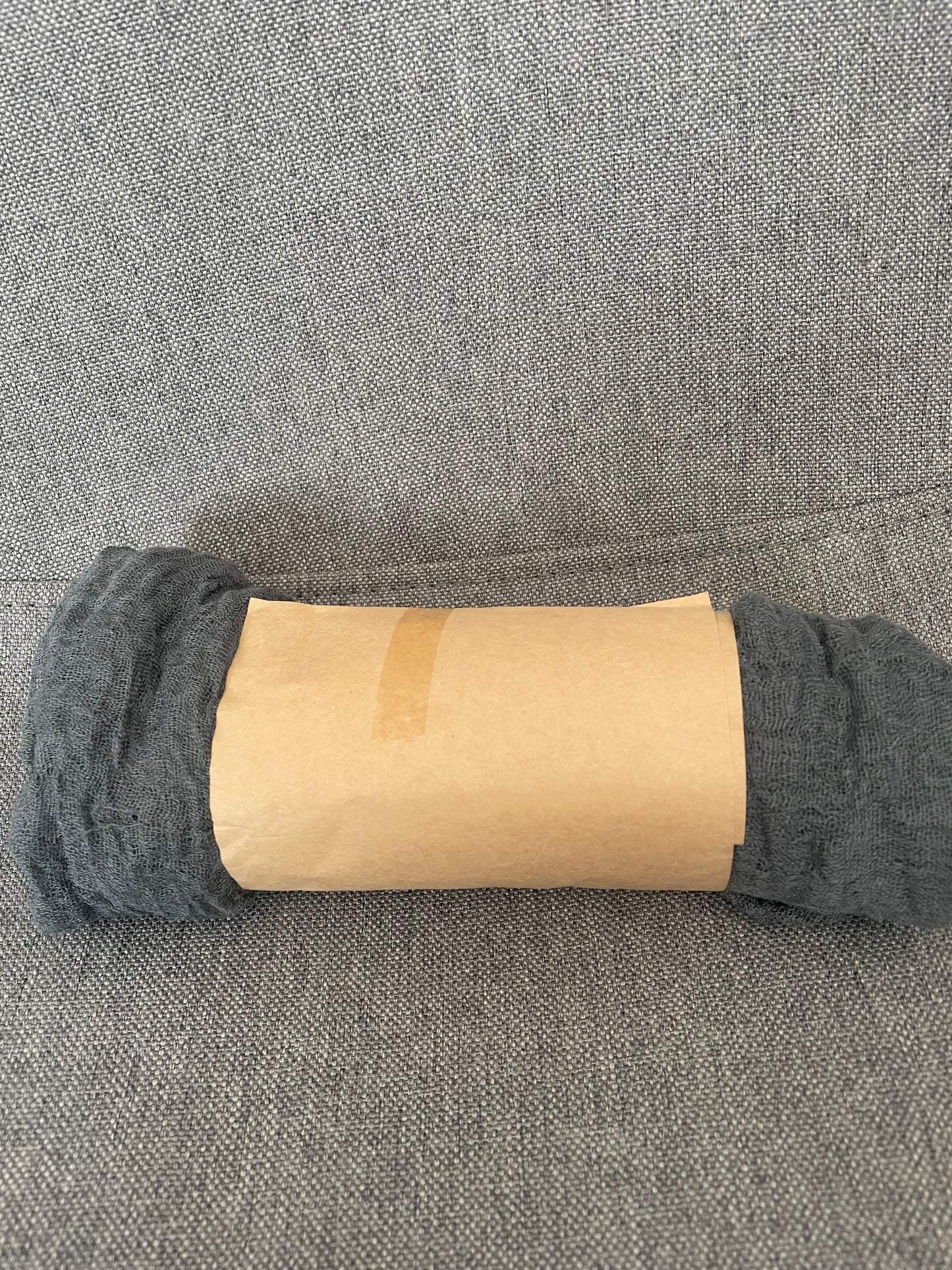 Leichter Sommerschal in bunten Farben