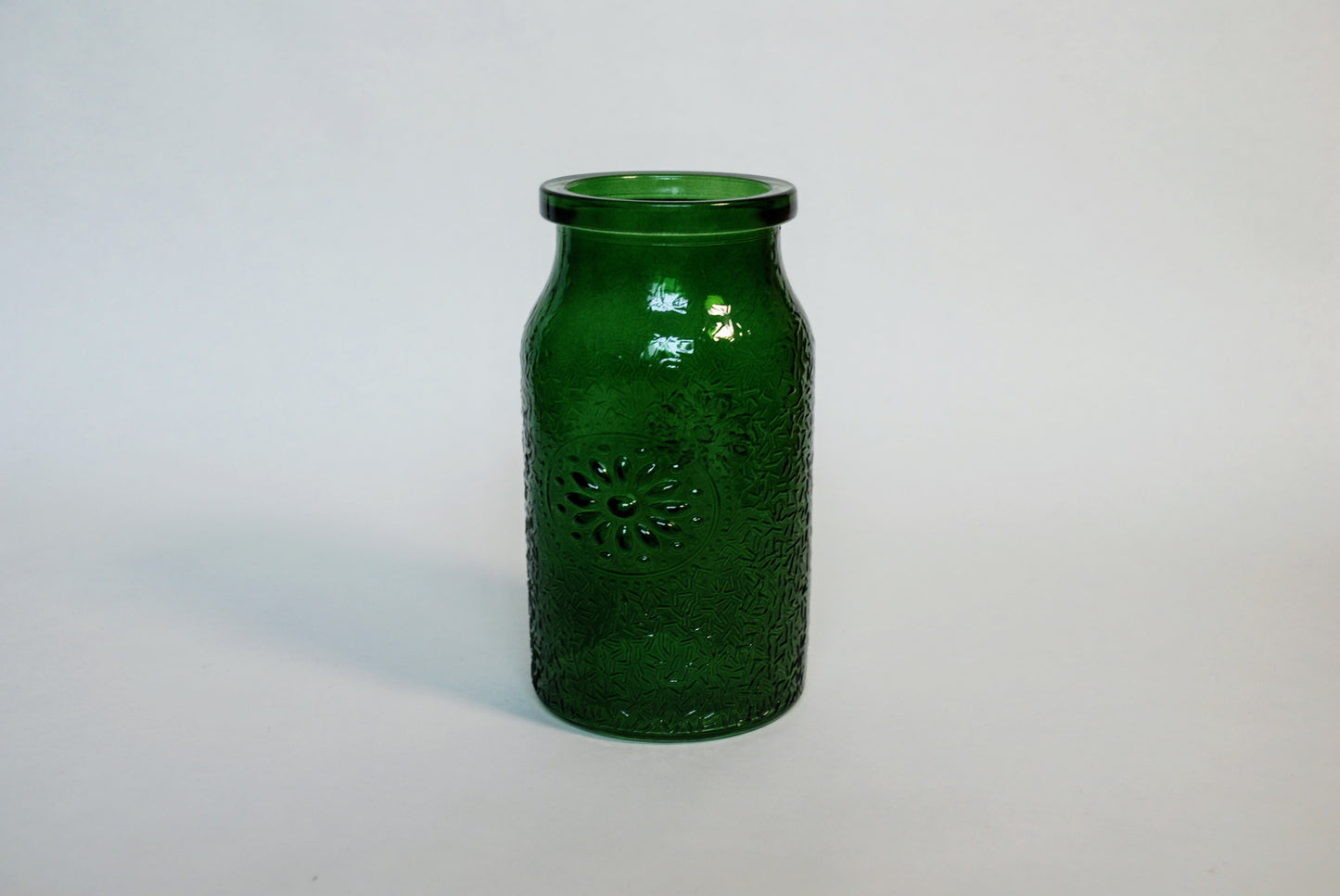 Vase grün mit Ornament