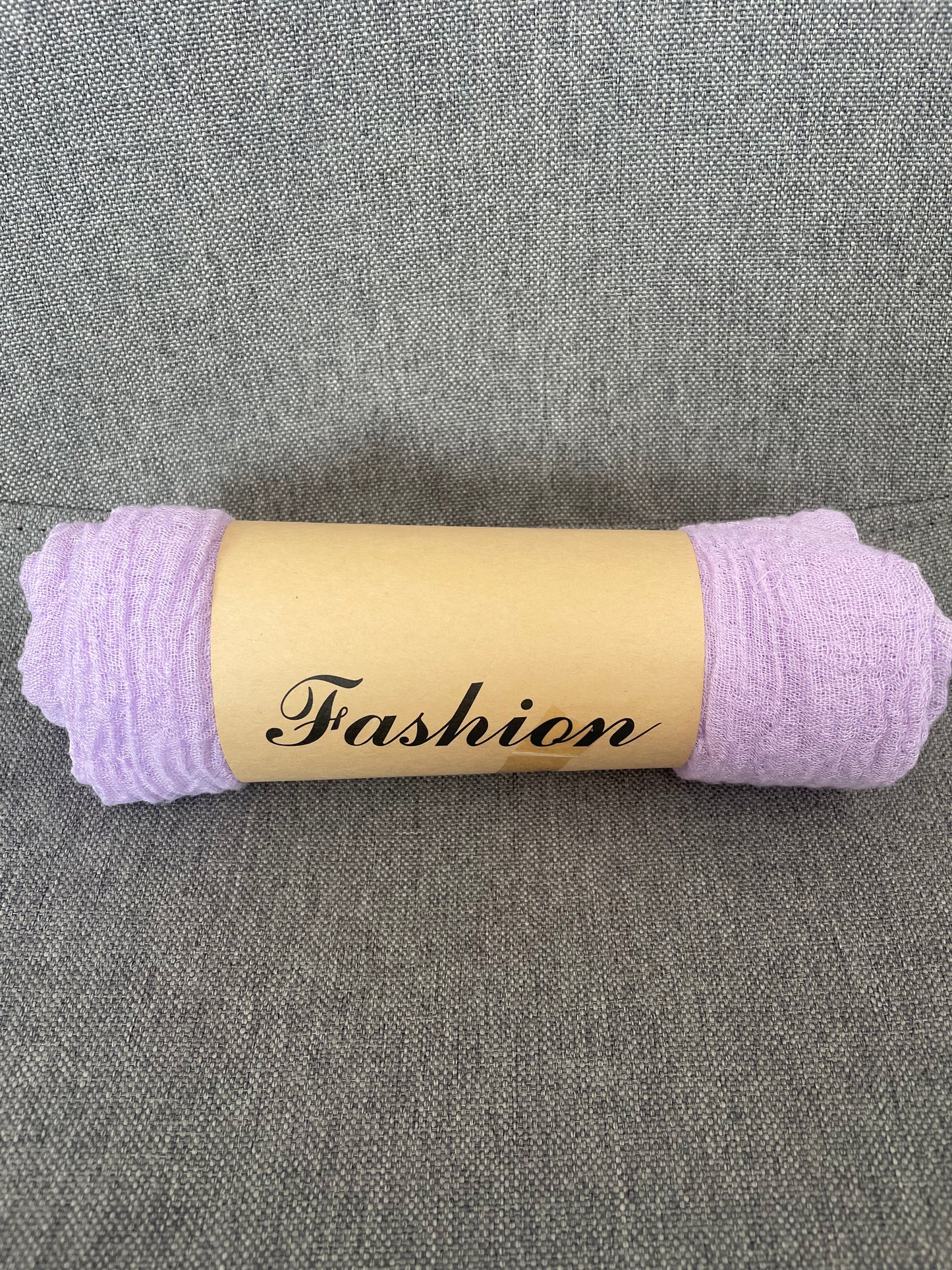 Leichter Sommerschal in bunten Farben