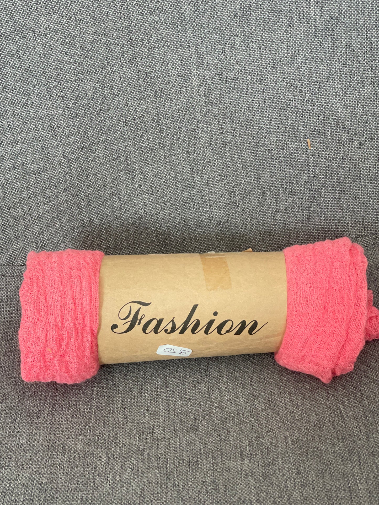 Leichter Sommerschal in bunten Farben