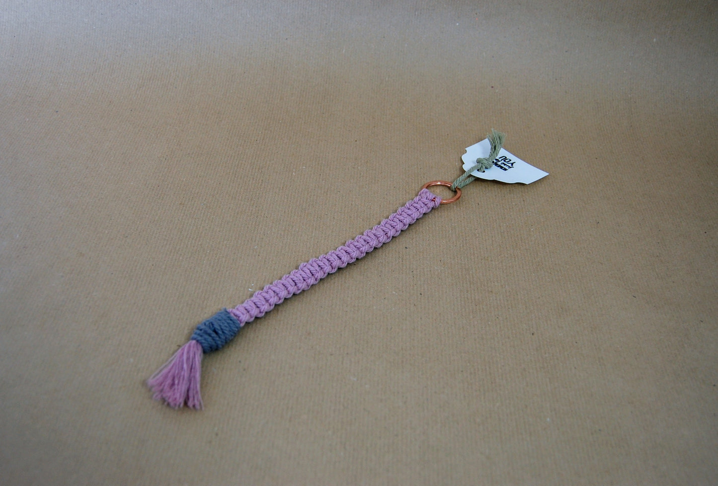 Schlüsselanhänger aus Makramee "Dünn"