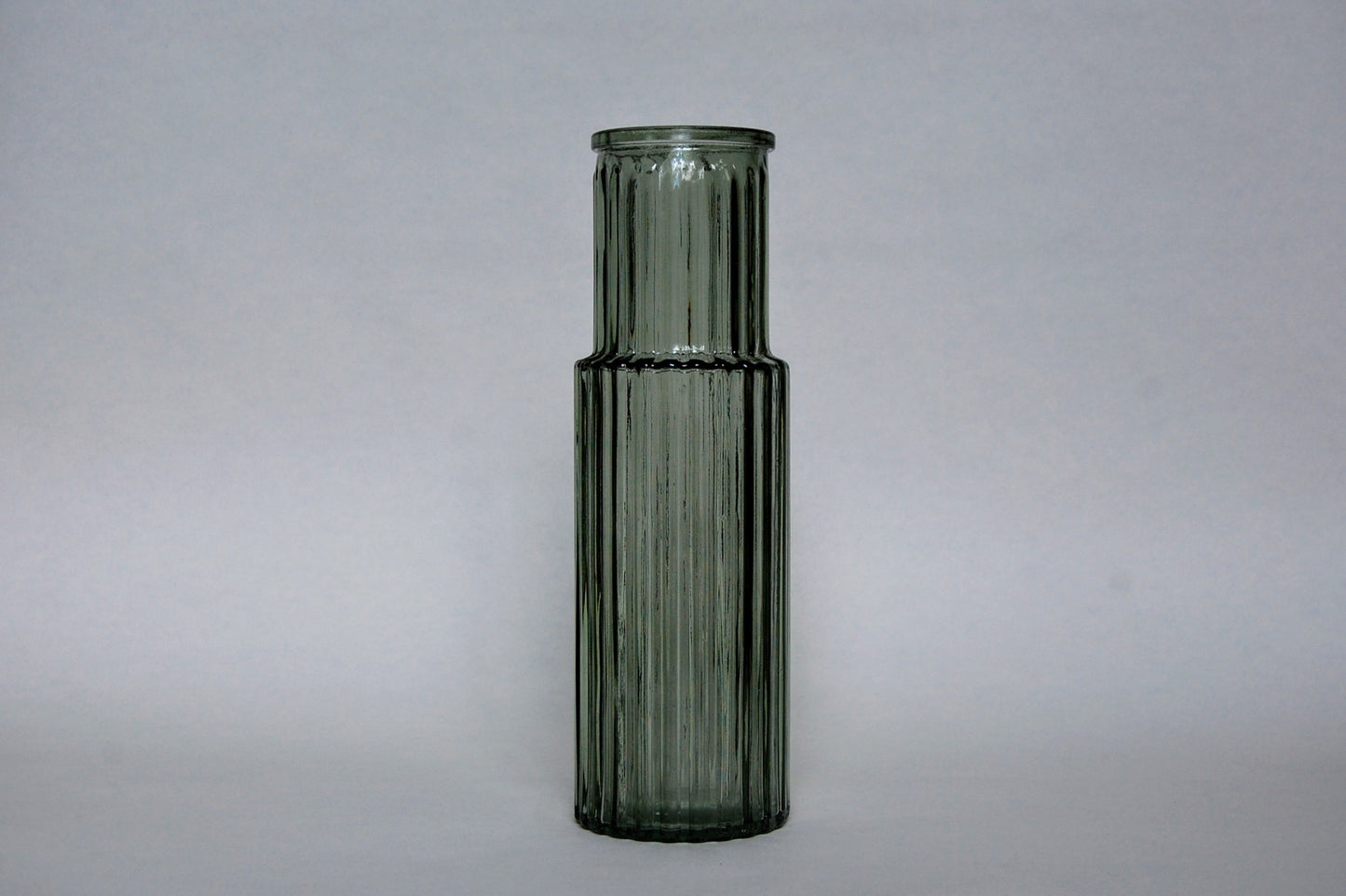 Vase aus Glas geriffelt