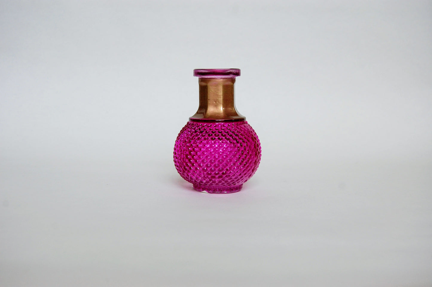 Vase getönt mit goldenem Hals "klein"